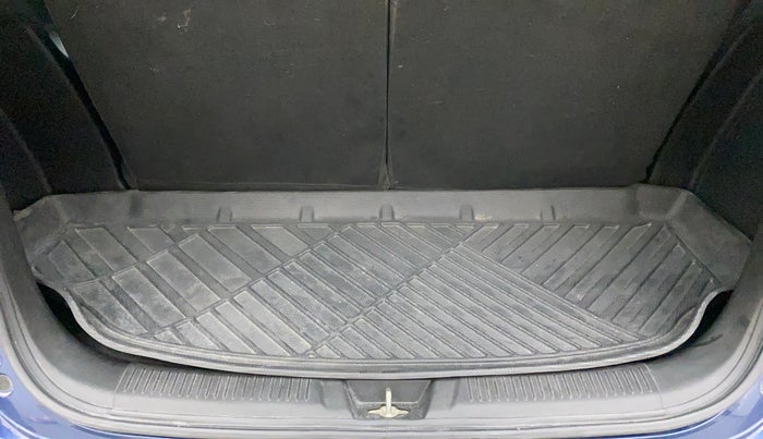 2020 Maruti XL6 ZETA MT, Petrol, Manual, 73,095 km, Boot Inside