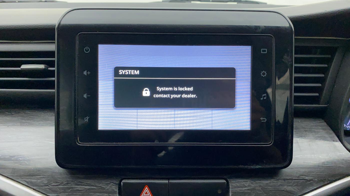 2020 Maruti XL6 ZETA MT, Petrol, Manual, 73,095 km, Infotainment System