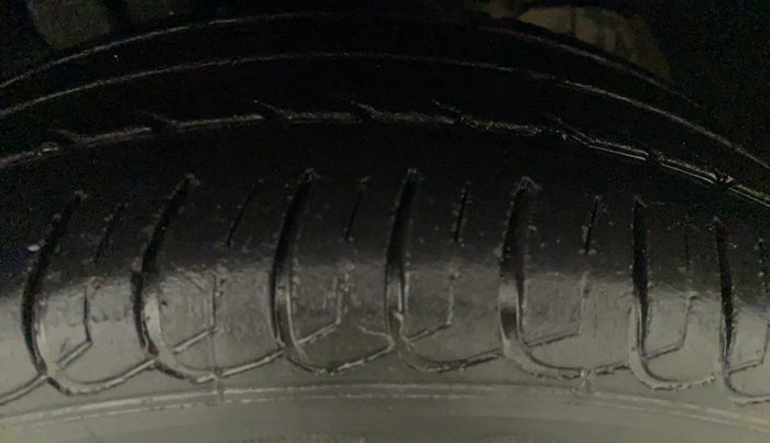 2017 Tata Tiago XZ PETROL, Petrol, Manual, 37,602 km, Left Front Tyre Tread