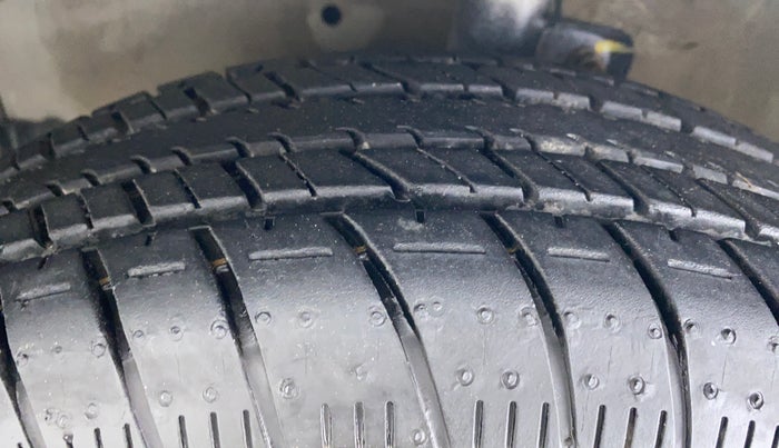 2021 Maruti Celerio ZXI AMT, Petrol, Automatic, 9,514 km, Left Front Tyre Tread
