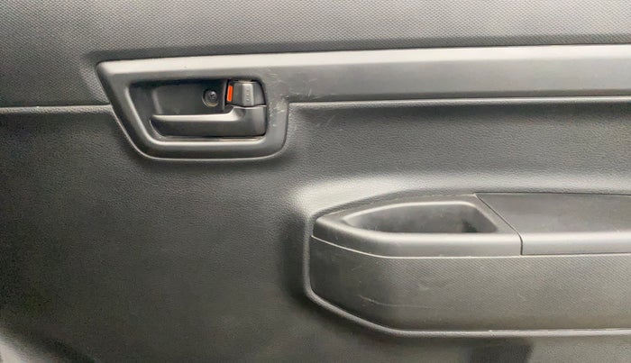 2021 Maruti S PRESSO VXI, Petrol, Manual, 26,291 km, Driver Side Door Panels Control