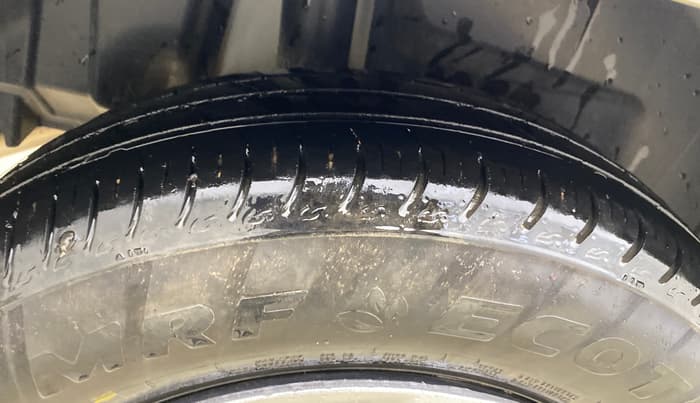 2025 Maruti Swift VXi, Petrol, Manual, 35,490 km, Right Rear Tyre Tread
