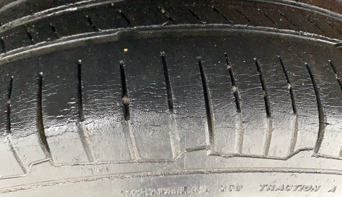 2013 Volkswagen Polo TRENDLINE 1.2L PETROL, Petrol, Manual, 79,582 km, Left Rear Tyre Tread