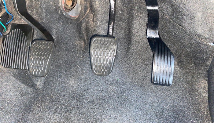 2019 Tata NEXON XE PETROL, Petrol, Manual, 52,521 km, Pedals