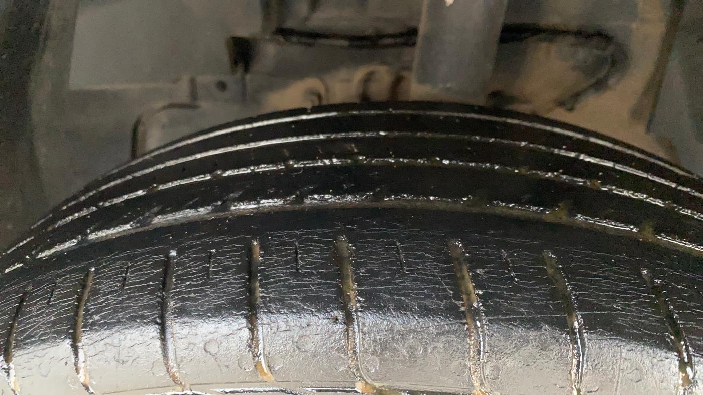 2019 Tata NEXON XE PETROL, Petrol, Manual, 52,521 km, Left Front Tyre Tread