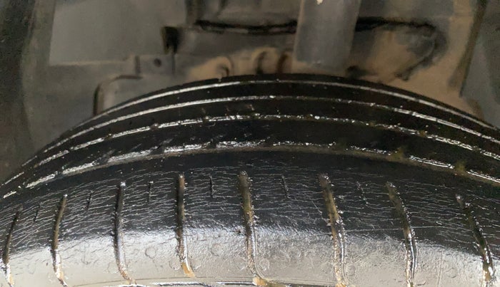 2019 Tata NEXON XE PETROL, Petrol, Manual, 52,521 km, Left Front Tyre Tread