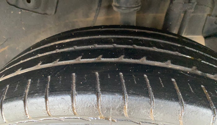2019 Tata NEXON XE PETROL, Petrol, Manual, 52,521 km, Left Rear Tyre Tread