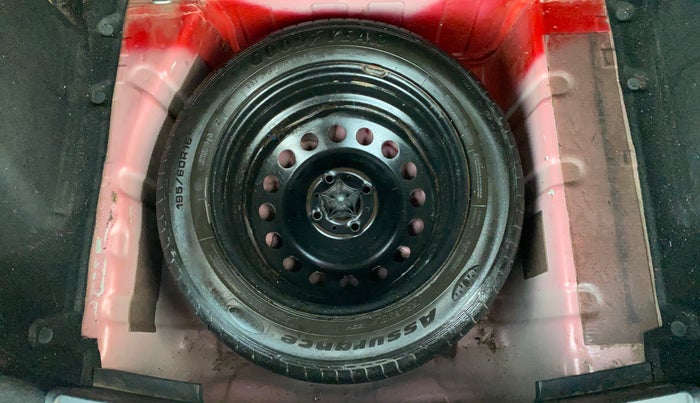 2019 Tata NEXON XE PETROL, Petrol, Manual, 52,521 km, Spare Tyre