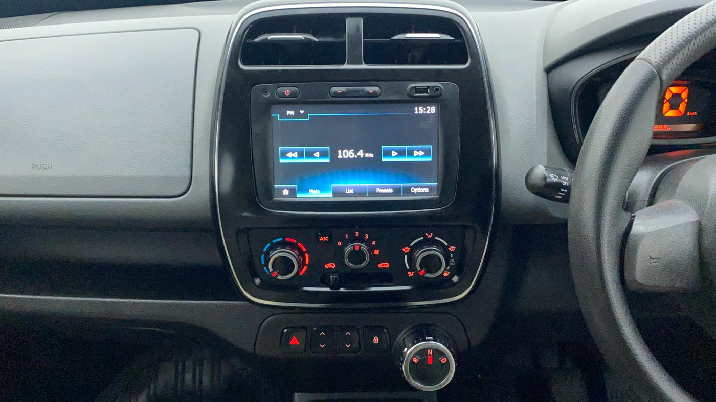 2018 Renault Kwid RXT 1.0 AMT (O), Petrol, Automatic, 22,487 km, Air Conditioner