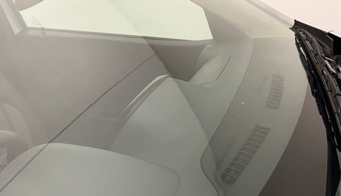2018 Renault Kwid RXT 1.0 AMT (O), Petrol, Automatic, 22,487 km, Front windshield - Minor spot on windshield