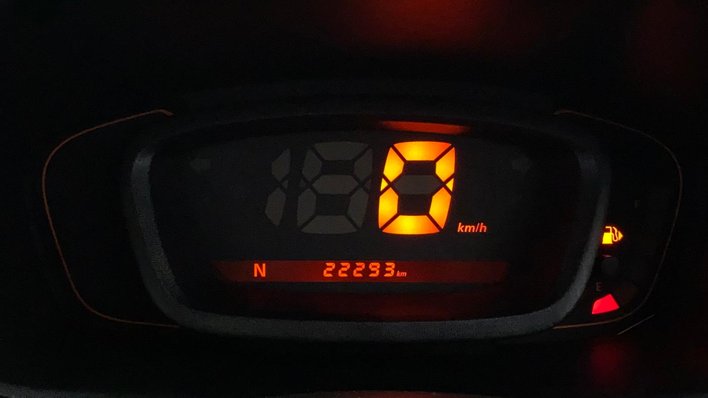 2018 Renault Kwid RXT 1.0 AMT (O), Petrol, Automatic, 22,487 km, Odometer Image