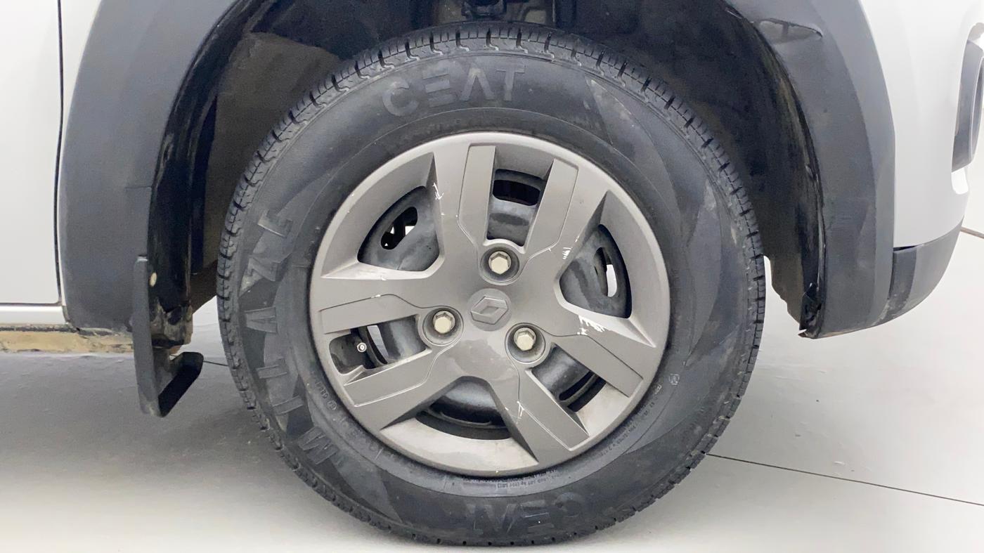 2018 Renault Kwid RXT 1.0 AMT (O), Petrol, Automatic, 22,487 km, Right Front Wheel
