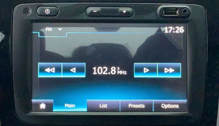 2020 Renault Duster RXS 1.3 TURBO PETROL MT, Petrol, Manual, 30,412 km, Infotainment System