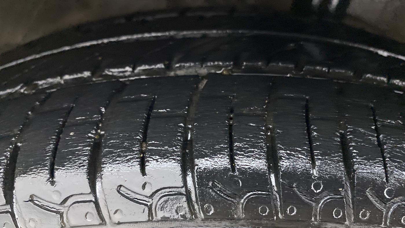 2018 Hyundai NEW SANTRO SPORTZ MT, Petrol, Manual, 28,364 km, Right Front Tyre Tread