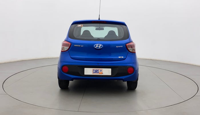 2017 Hyundai Grand i10 SPORTZ 1.2 KAPPA VTVT, Petrol, Manual, 13,705 km, Back/Rear