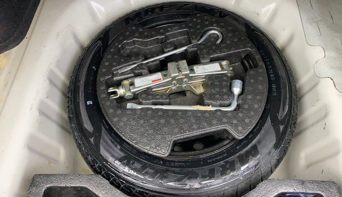 2017 Maruti Ciaz ZETA 1.4  MT PETROL, Petrol, Manual, 74,331 km, Spare Tyre