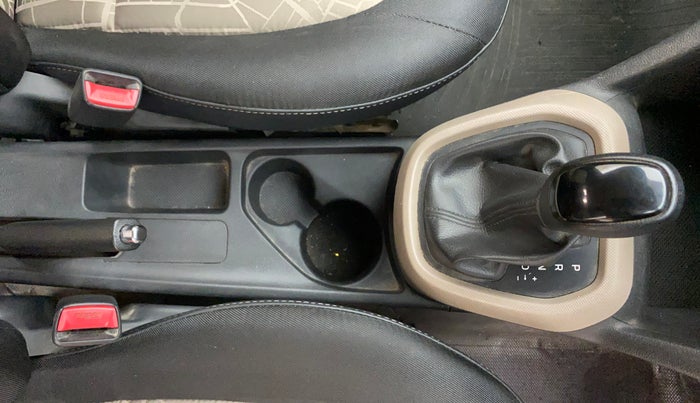 2017 Hyundai Grand i10 SPORTZ (O) AT 1.2 KAPPA VTVT, Petrol, Automatic, 63,246 km, Gear Lever