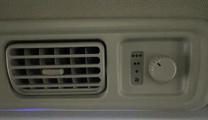 2022 Maruti XL6 ZETA MT, Petrol, Manual, 9,626 km, Rear AC Temperature Control