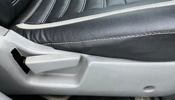 2014 Maruti Alto K10 VXI P, Petrol, Manual, 78,107 km, Driver Side Adjustment Panel