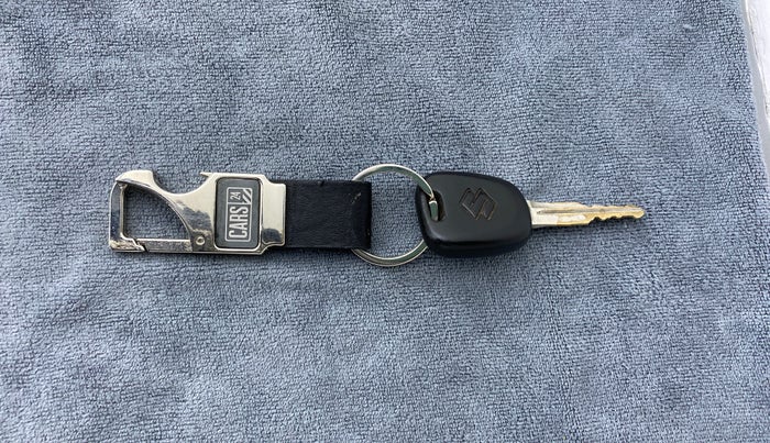 2014 Maruti Alto K10 VXI P, Petrol, Manual, 78,107 km, Key Close-up