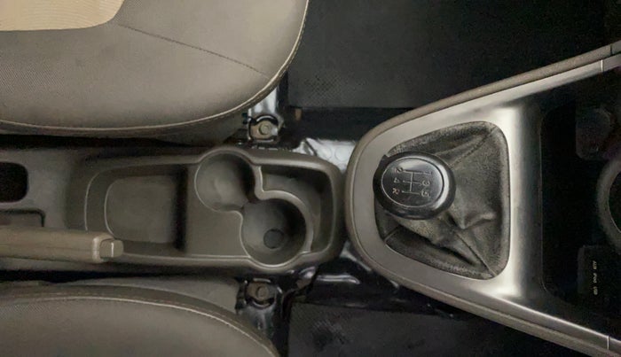 2013 Hyundai i10 SPORTZ 1.2, Petrol, Manual, 1,31,563 km, Gear Lever