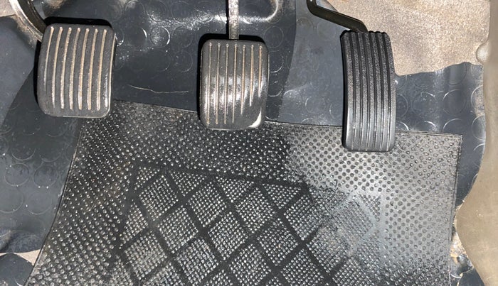 2013 Hyundai i10 SPORTZ 1.2, Petrol, Manual, 1,31,563 km, Pedals