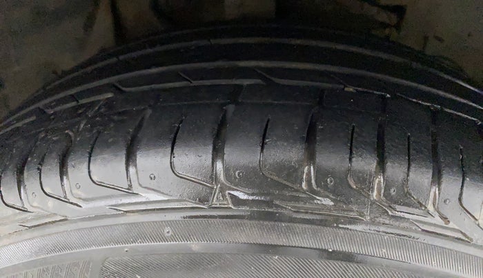 2020 Tata NEXON XZ PLUS PETROL, Petrol, Manual, 30,985 km, Right Front Tyre Tread