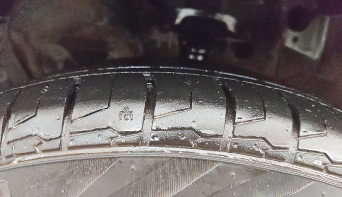 2024 Hyundai Creta SX (O) 1.5 PETROL, Petrol, Manual, 28,652 km, Left Front Tyre Tread