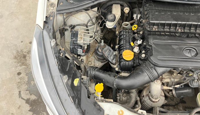 2022 Tata Tiago XZ PLUS CNG, CNG, Manual, 30,379 km, Engine View - Right