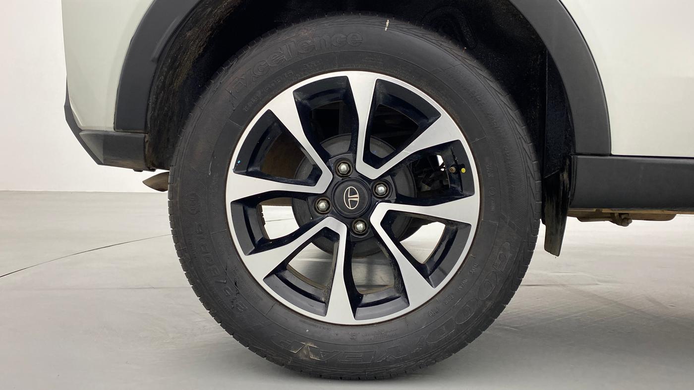 2020 Tata NEXON XZ+ 1.2, Petrol, Manual, 23,256 km, Right Rear Wheel