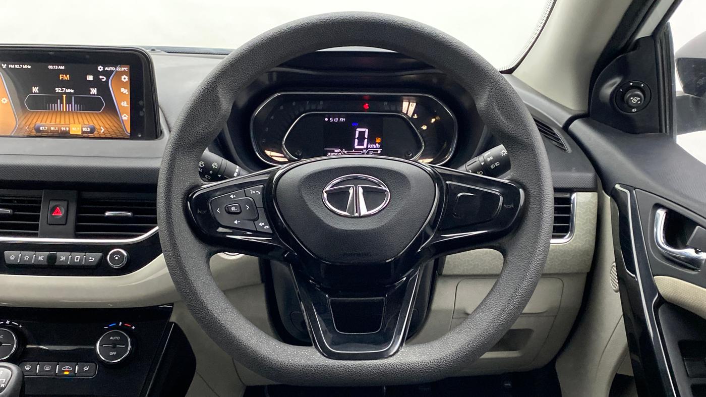 2020 Tata NEXON XZ+ 1.2, Petrol, Manual, 23,256 km, Steering Wheel Close Up