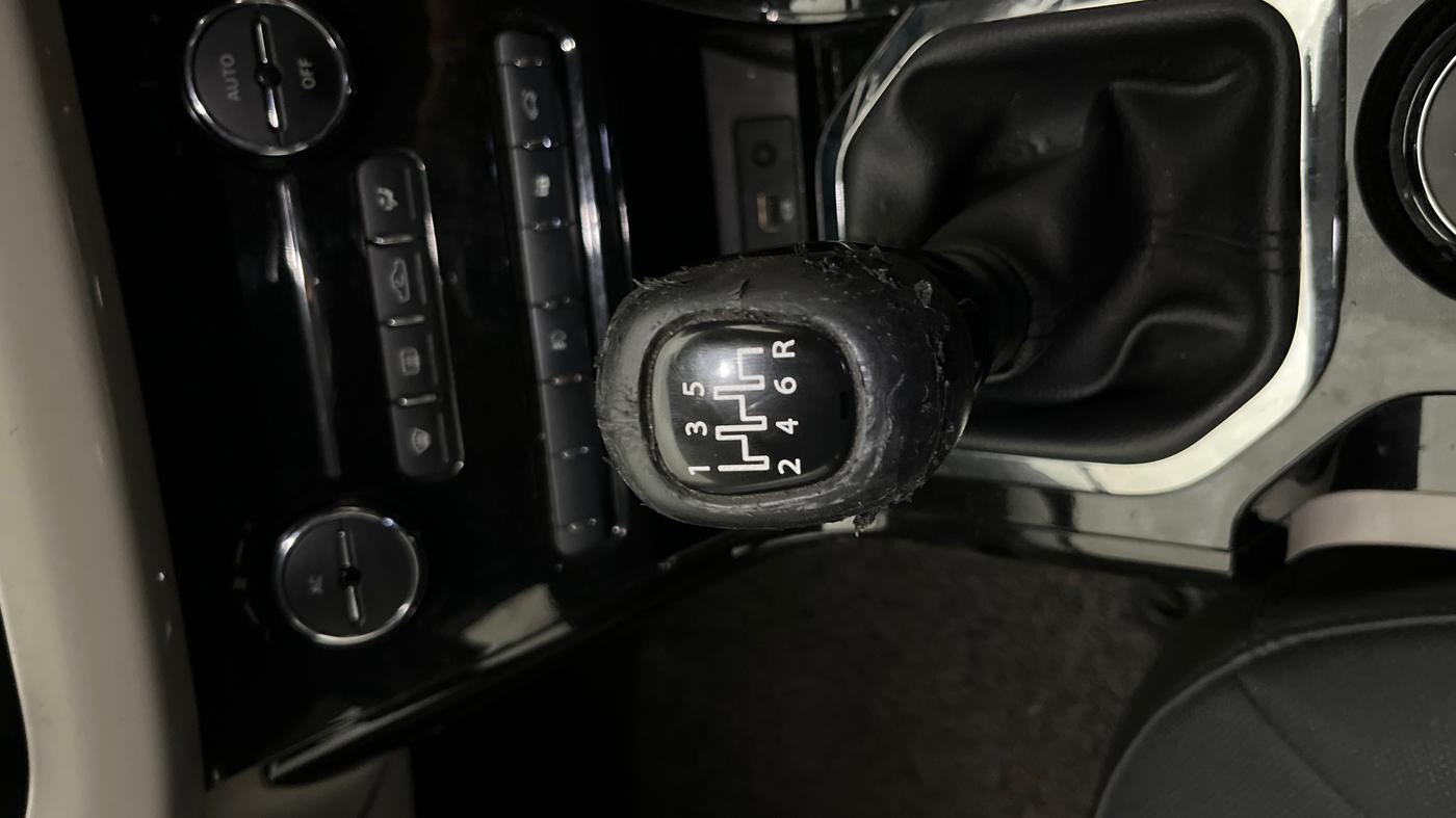 2020 Tata NEXON XZ PLUS PETROL, Petrol, Manual, 17,305 km, Gear Lever