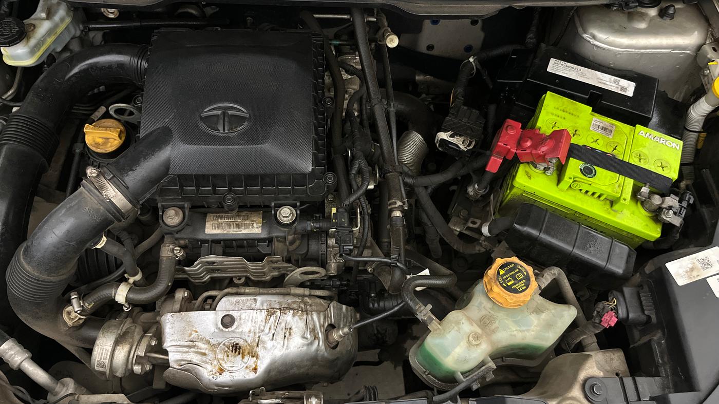 2020 Tata NEXON XZ PLUS PETROL, Petrol, Manual, 17,305 km, Engine View