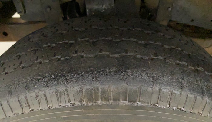 2017 Mahindra Thar CRDE 4X4 AC, Diesel, Manual, 73,611 km, Left Front Tyre Tread