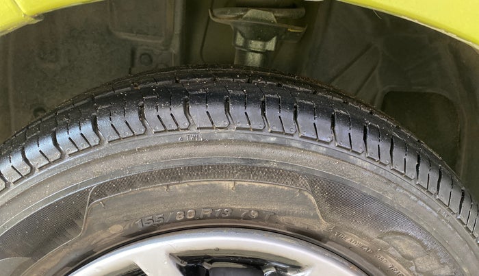 2016 Datsun Redi Go T (O), Petrol, Manual, 69,493 km, Left Front Tyre Tread