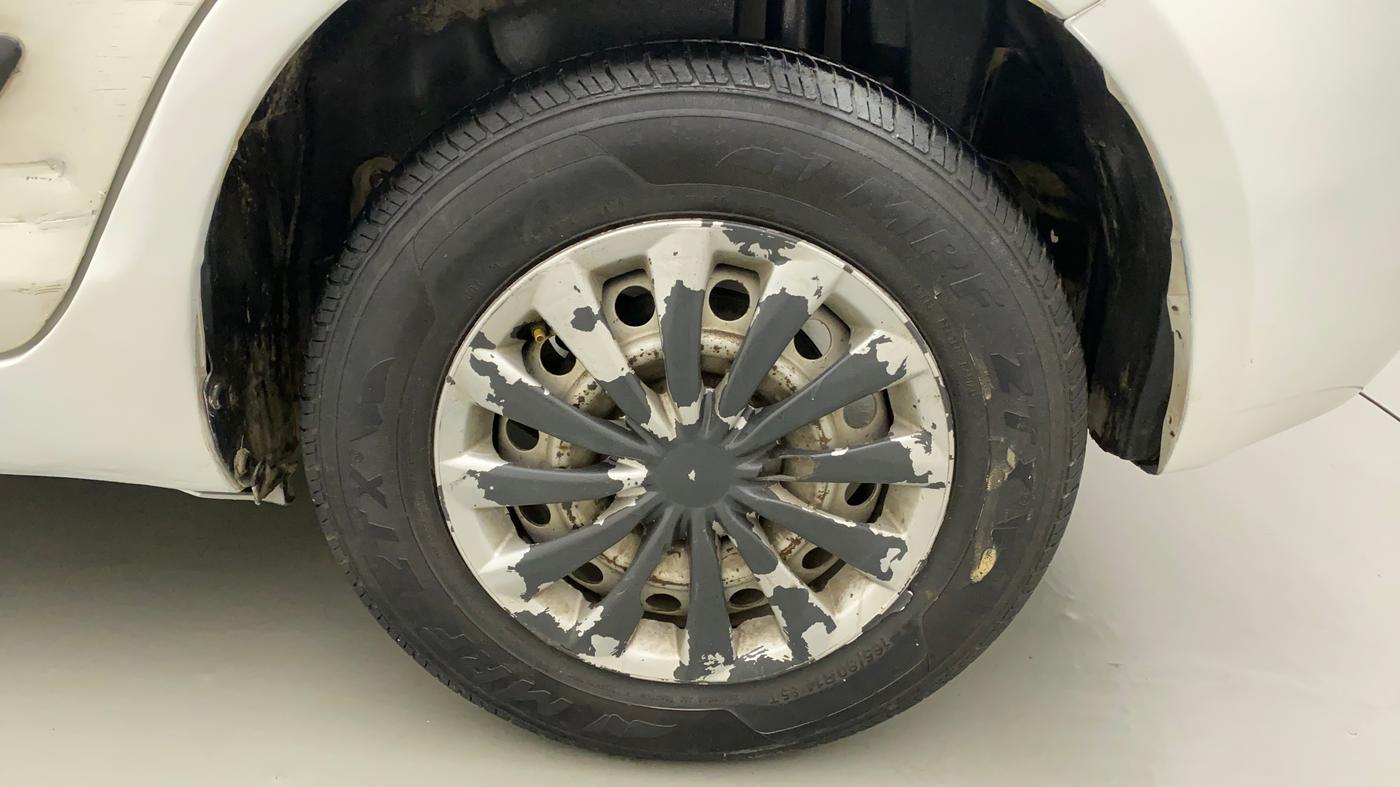 2013 Maruti Swift Dzire VXI, Petrol, Manual, 82,487 km, Left Rear Wheel