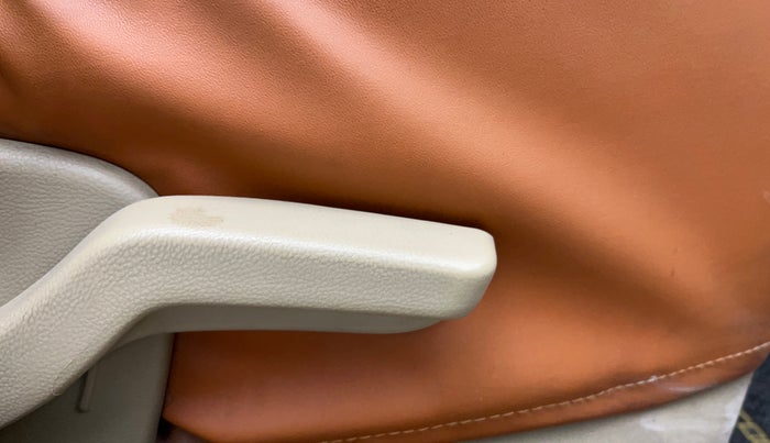 2014 Honda Amaze 1.2L I-VTEC S, Petrol, Manual, 86,292 km, Driver Side Adjustment Panel