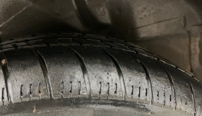 2014 Honda Amaze 1.2L I-VTEC S, Petrol, Manual, 86,292 km, Right Rear Tyre Tread