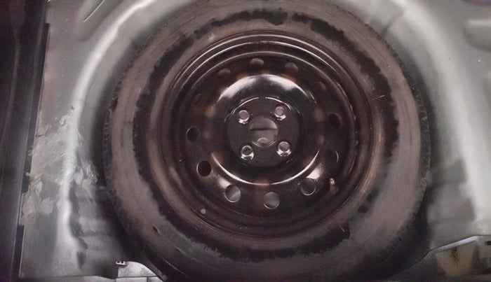 2019 Maruti Swift ZXI, Petrol, Manual, 79,756 km, Spare Tyre