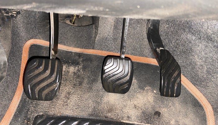 2019 Renault Kwid CLIMBER 1.0 (O), Petrol, Manual, 52,407 km, Pedals