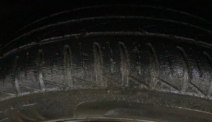 2019 Renault Kwid CLIMBER 1.0 (O), Petrol, Manual, 52,407 km, Left Rear Tyre Tread