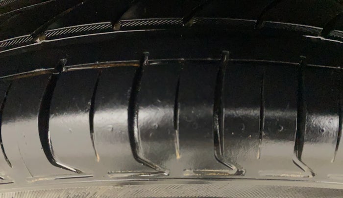 2020 KIA SELTOS HTX IVT 1.5 PETROL, Petrol, Automatic, 80,017 km, Right Rear Tyre Tread