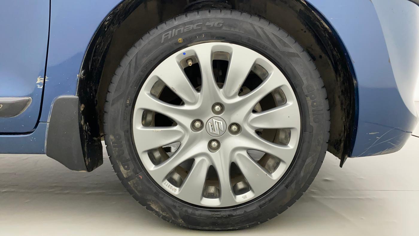2016 Maruti Baleno ALPHA PETROL 1.2, Petrol, Manual, 86,333 km, Right Front Wheel
