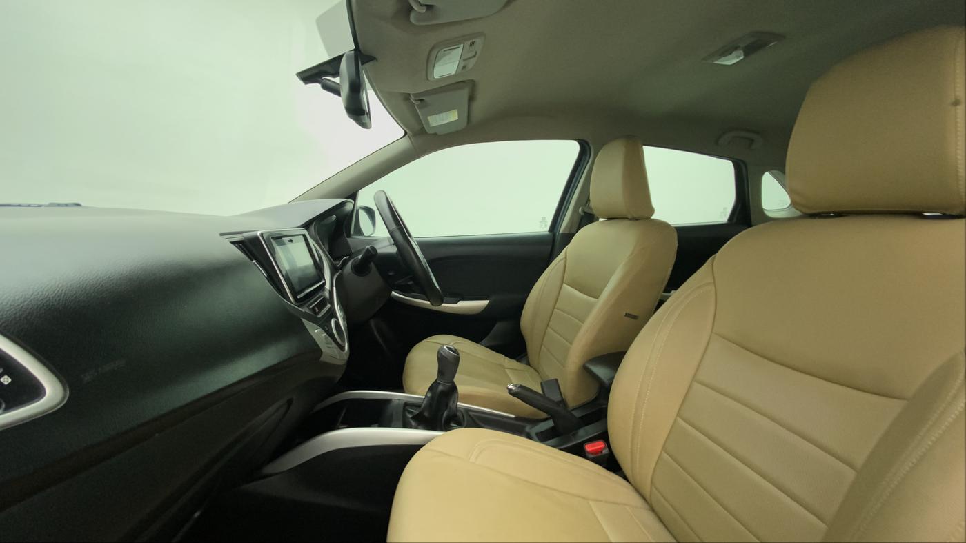 2016 Maruti Baleno ALPHA PETROL 1.2, Petrol, Manual, 86,333 km, Right Side Front Door Cabin