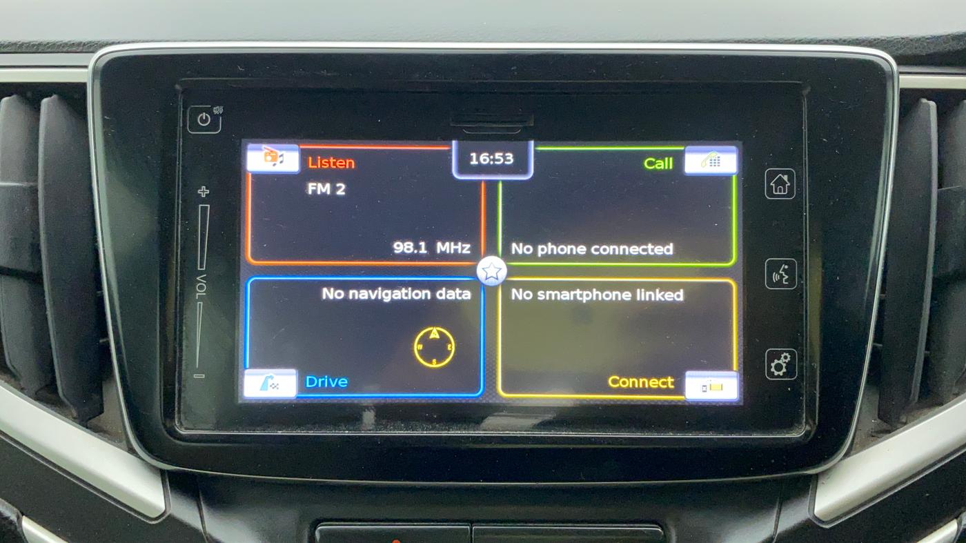 2016 Maruti Baleno ALPHA PETROL 1.2, Petrol, Manual, 86,333 km, Infotainment System