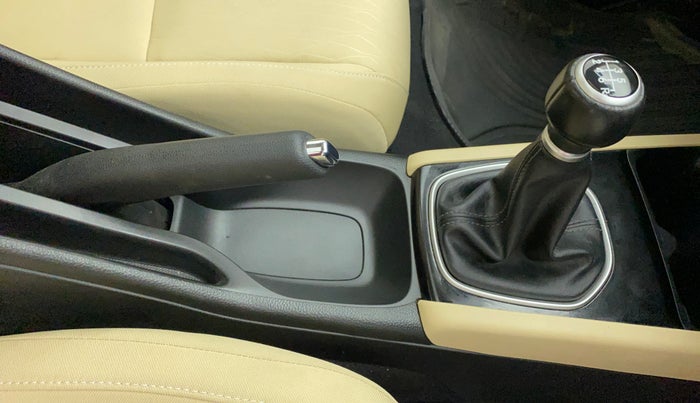 2022 Honda City 1.5L I-VTEC VX, Petrol, Manual, 9,837 km, Gear Lever