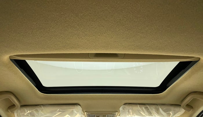 2022 Honda City 1.5L I-VTEC VX, Petrol, Manual, 9,837 km, Moonroof/ Sunroof