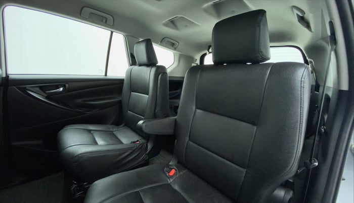 2017 Toyota Innova Crysta 2.4 GX 7 STR, Diesel, Manual, 76,346 km, Right Side Rear Door Cabin