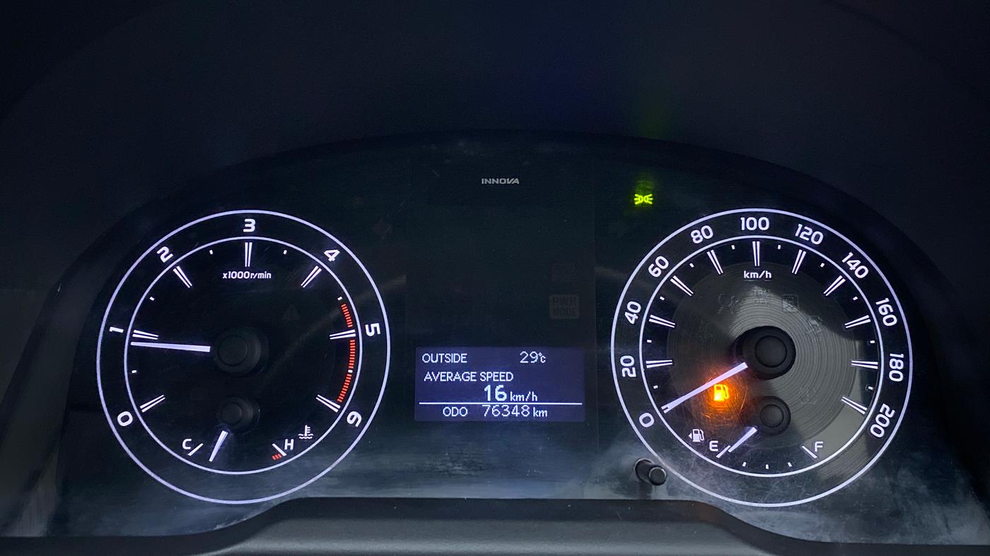 2017 Toyota Innova Crysta 2.4 GX 7 STR, Diesel, Manual, 76,346 km, Odometer Image