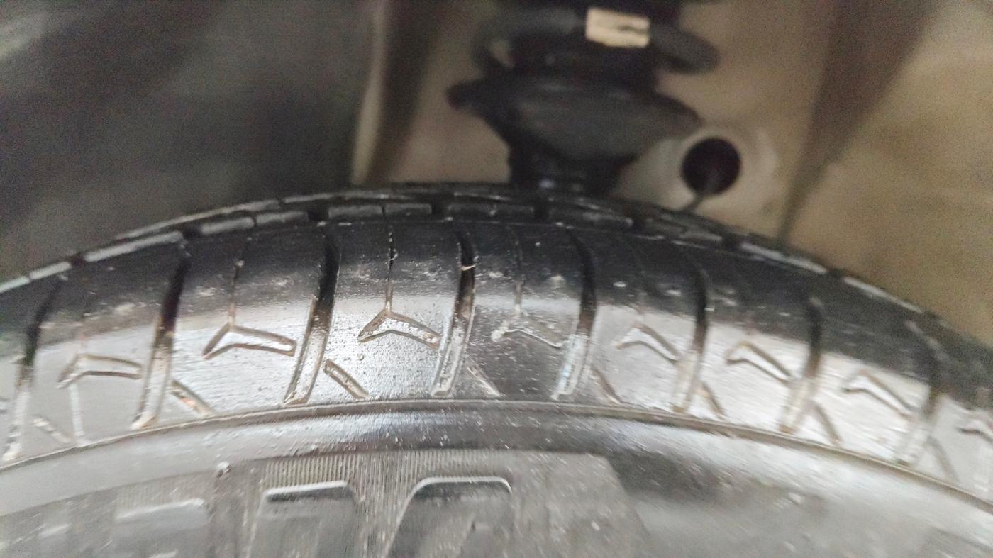 2022 Maruti Celerio ZXI AMT, Petrol, Automatic, 47,442 km, Left Front Tyre Tread